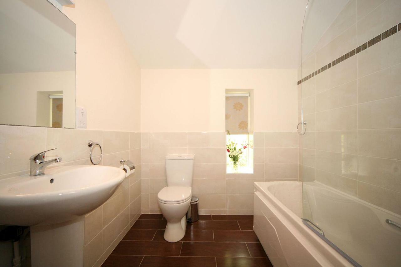 Ballyorgan Ballyhoura Mountain Lodges מראה חיצוני תמונה